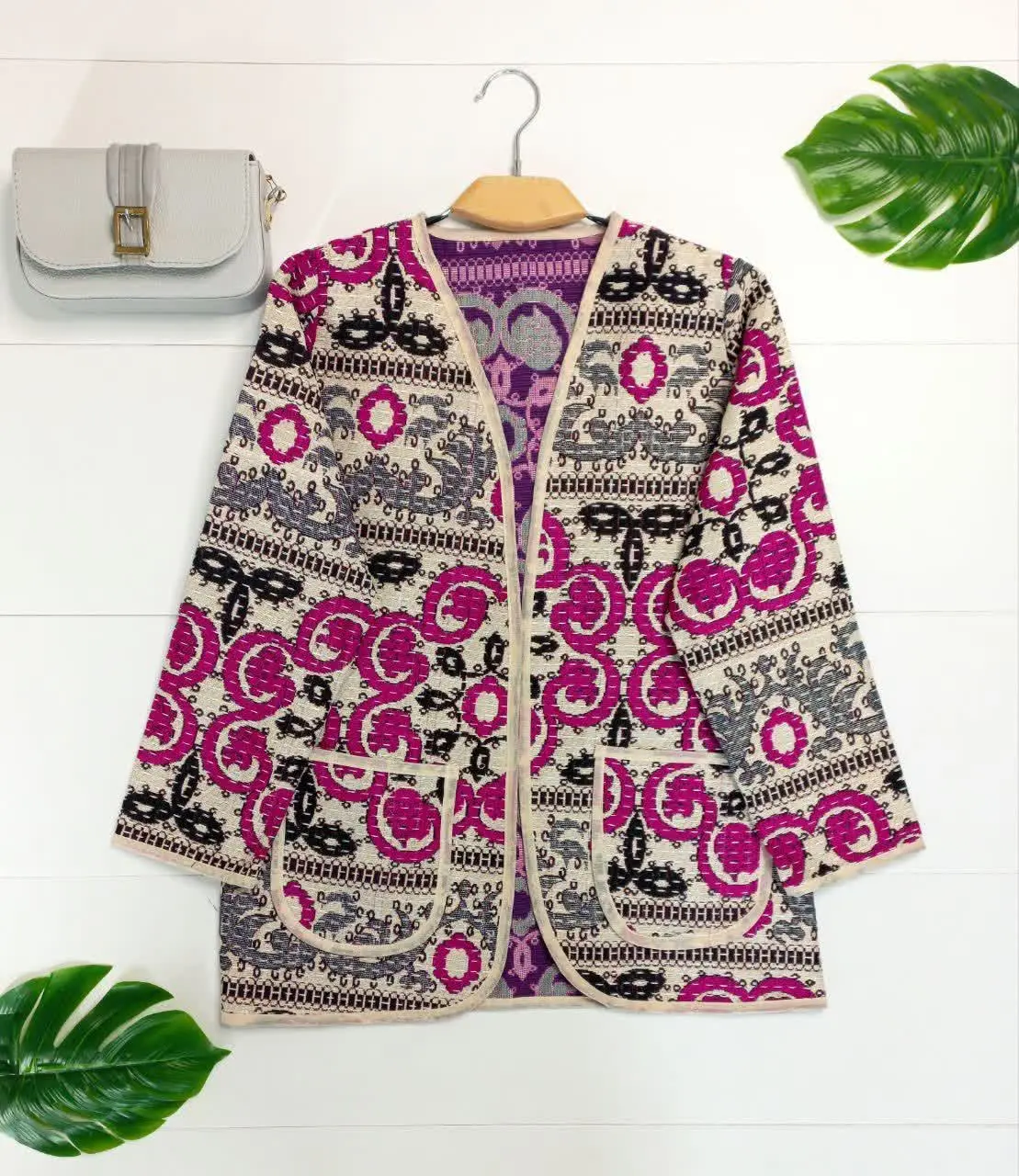 ❤️نام: کت گلیمی
