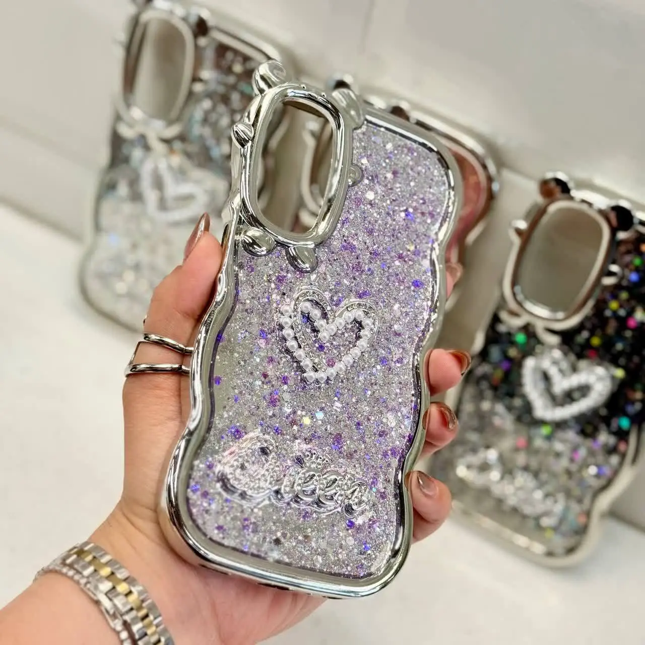 📱مدل قاب: قاب موجی براق شاینا قلبی مخصوص انواع #سامسونگ #شیائومی 
