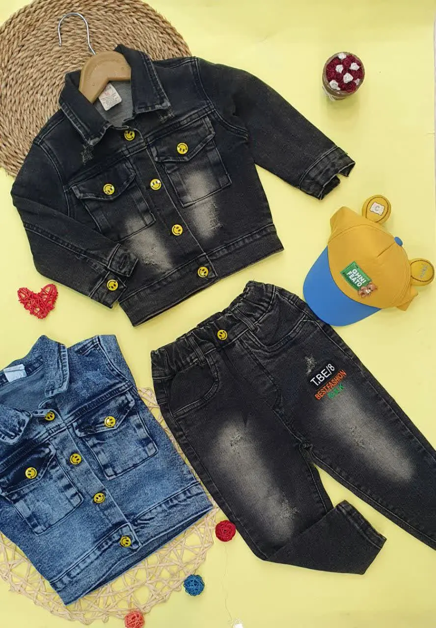 👕کت شلوار لی استیکر
