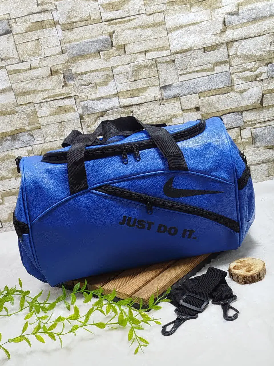 ✅ ساک مسافرتی و ورزشی و غیره 
