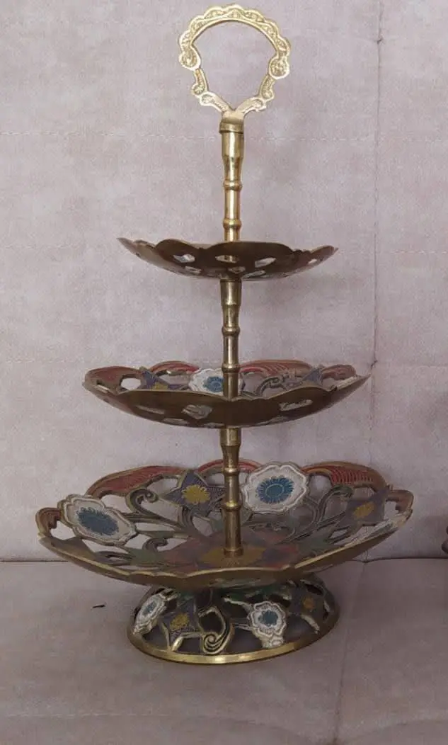 شیرینی خوری سه طبقه برنجی 
