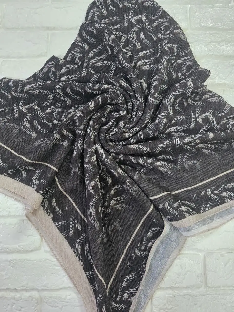 ✨روسری پلیسه موکایی