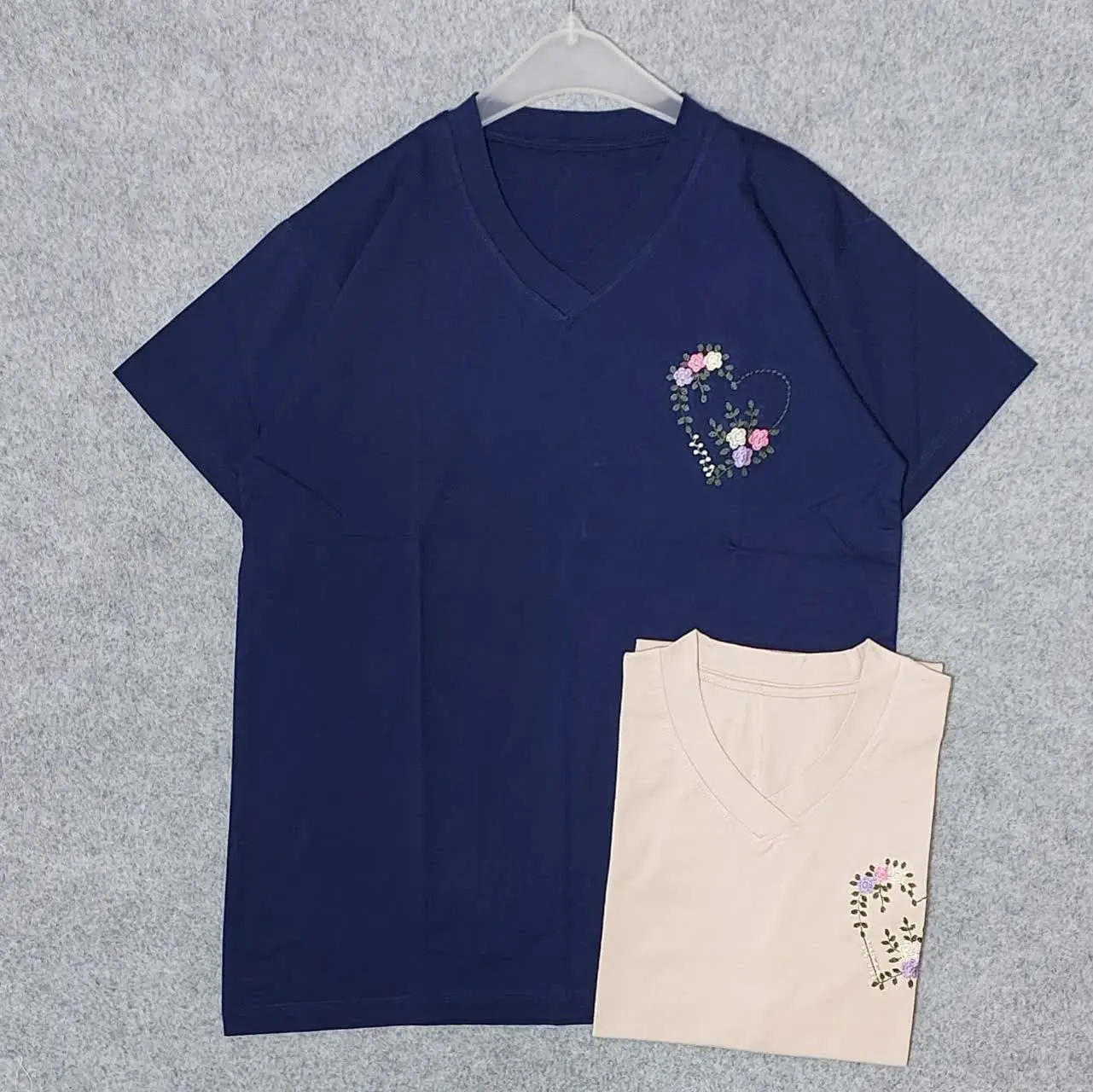 🌼تیشرت سایز بزرگ نیلسا گلدوزی شده طرح کالسکه
