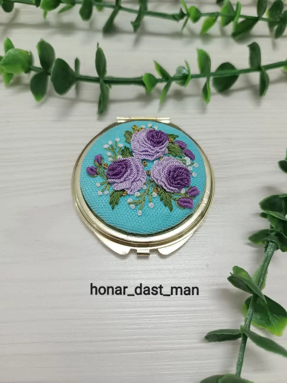 اینه جیبی گلدوزی شده با جعب...