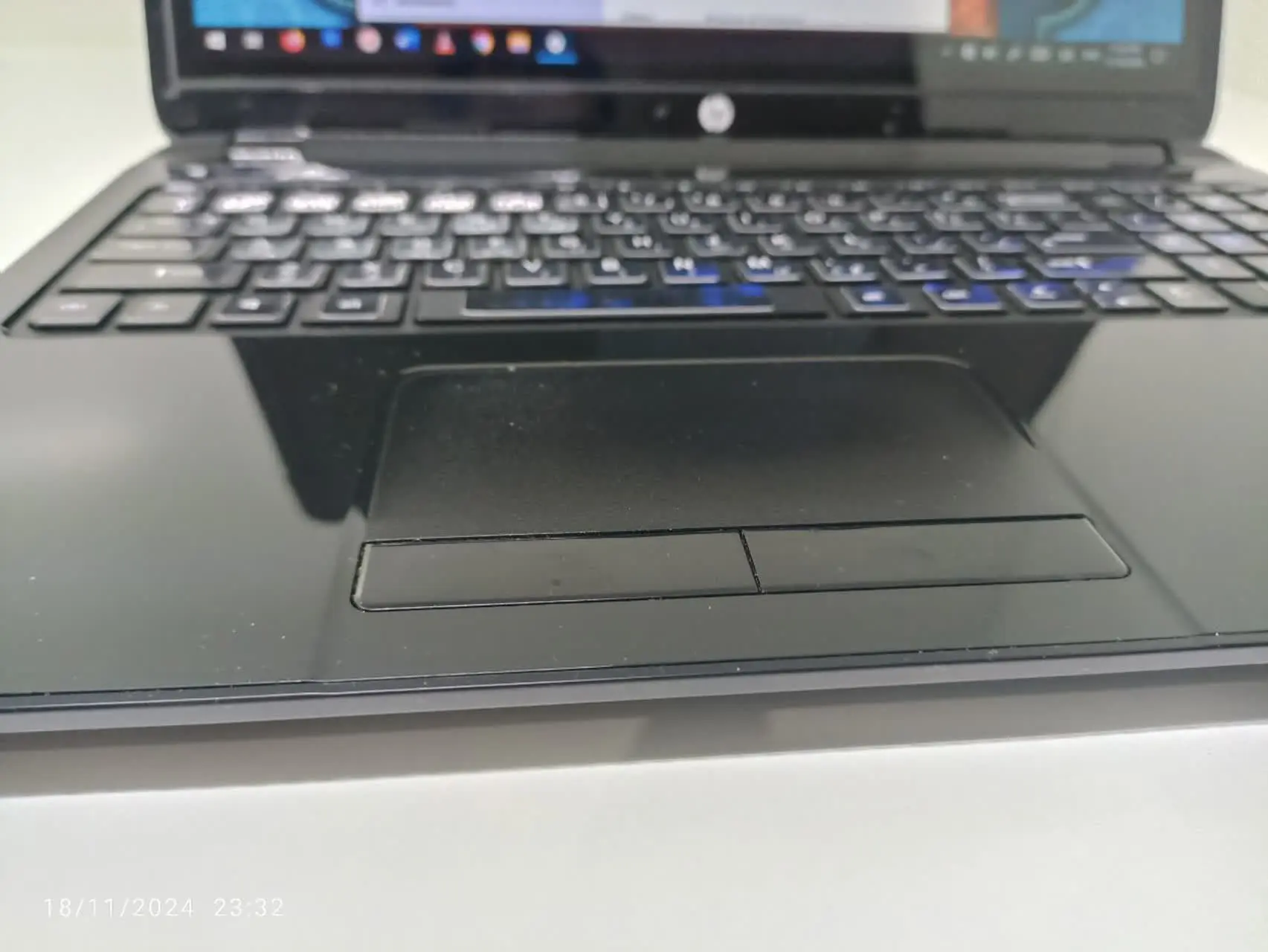 حراج یک عدد لپ تاپ HP
