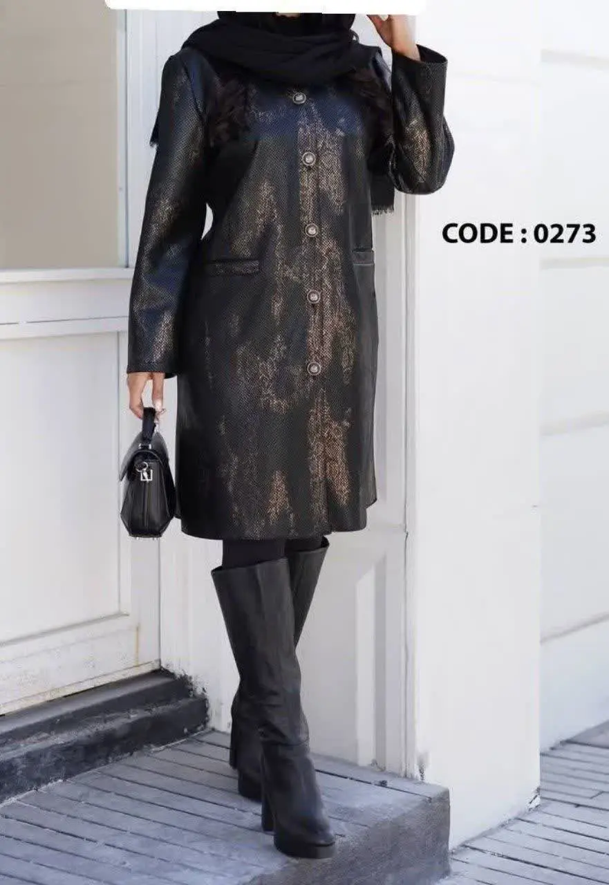 کد ۰۲۷۳: مانتو پاییزه دگمه دار