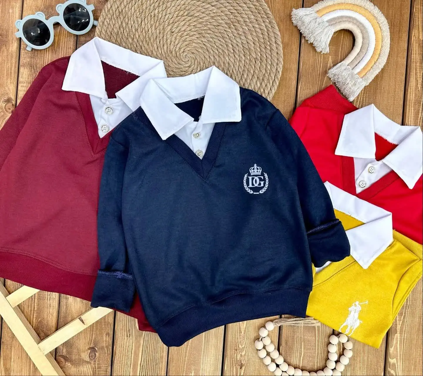 نام: بلوز تک پسرانه یقه دار دو دکمه 
