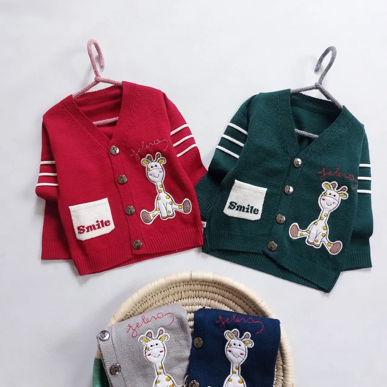 ژاکت گپ زرافه 🦒😍
