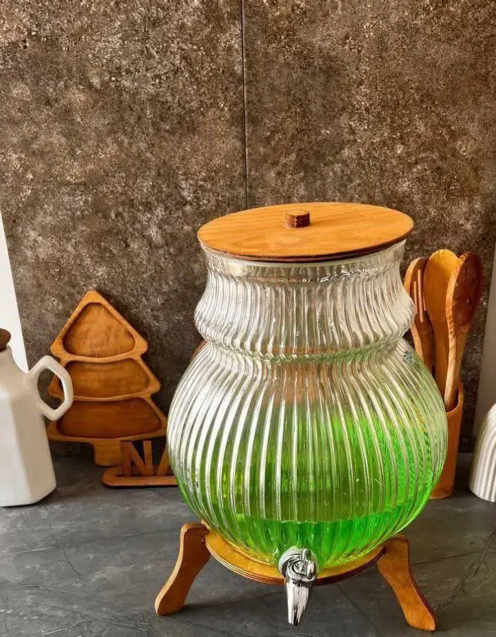 کلمن تپل خط دار
