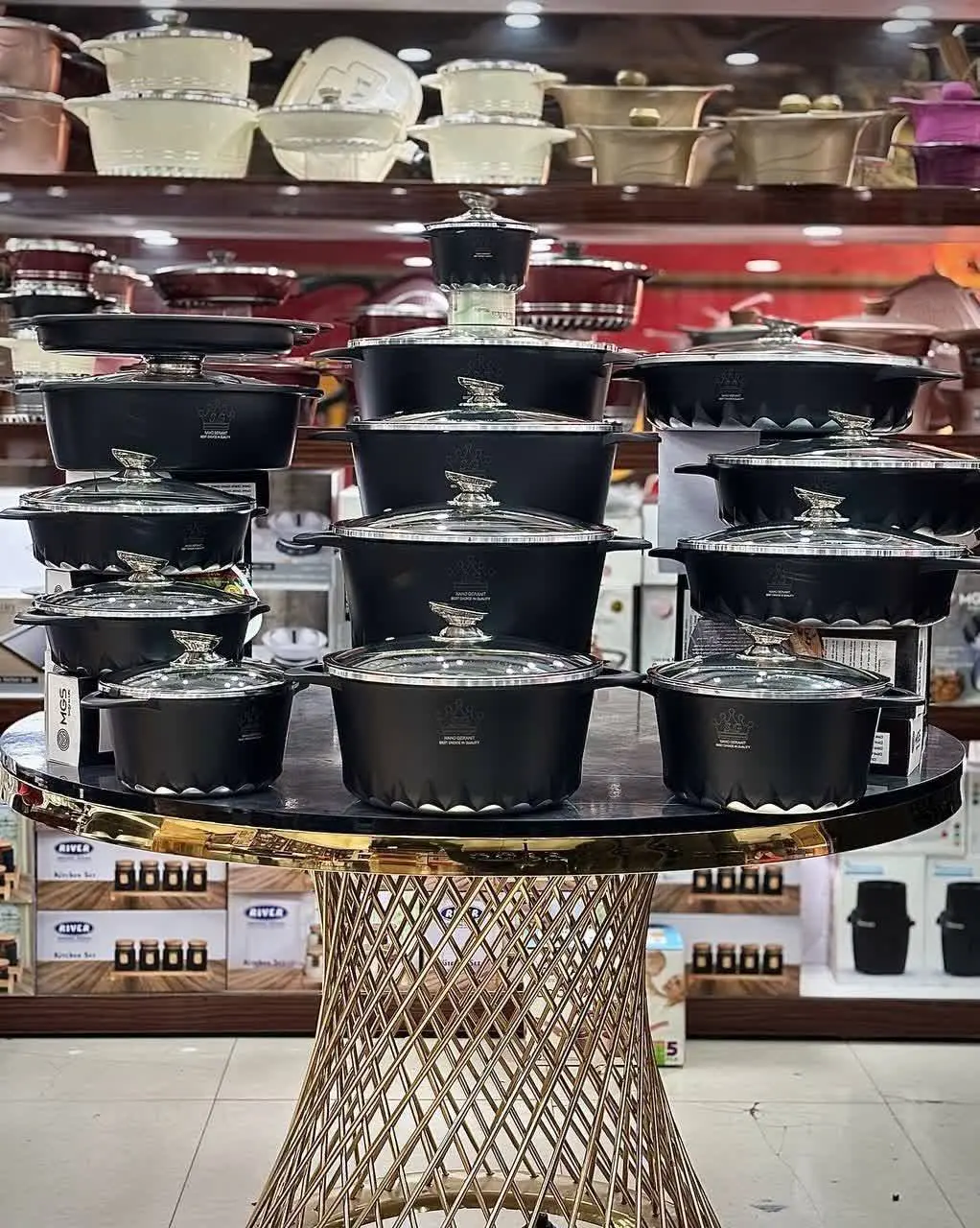 📌قابلمه و تابه‌های تک اس جی (SG) با کیفیت بالا 😍👆
