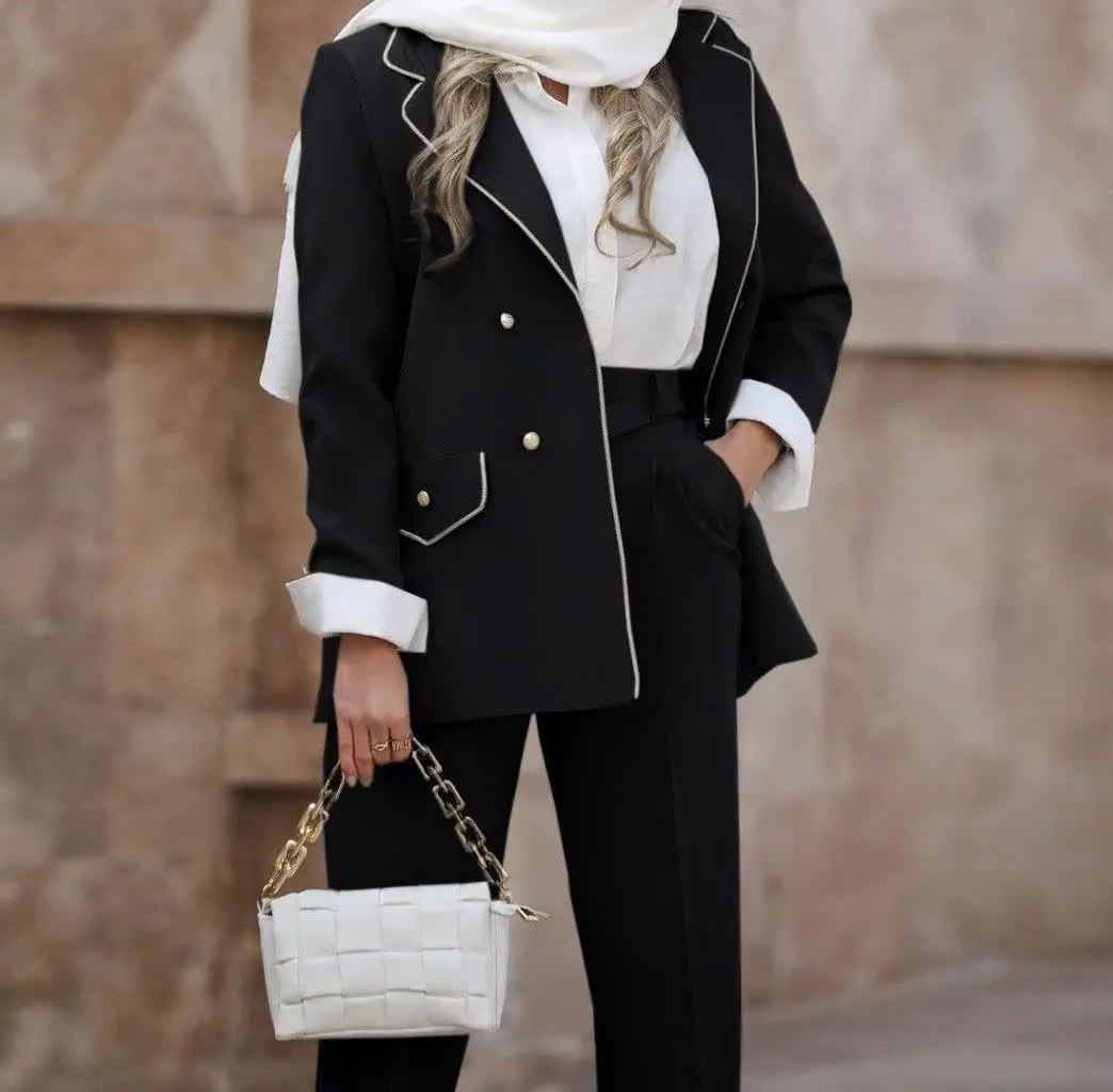 . 🍃نام: مانتو شلوار دنیزیا
