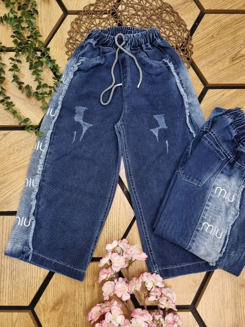 🇮🇷🧥🧶👗👚🌠🌹🔥
