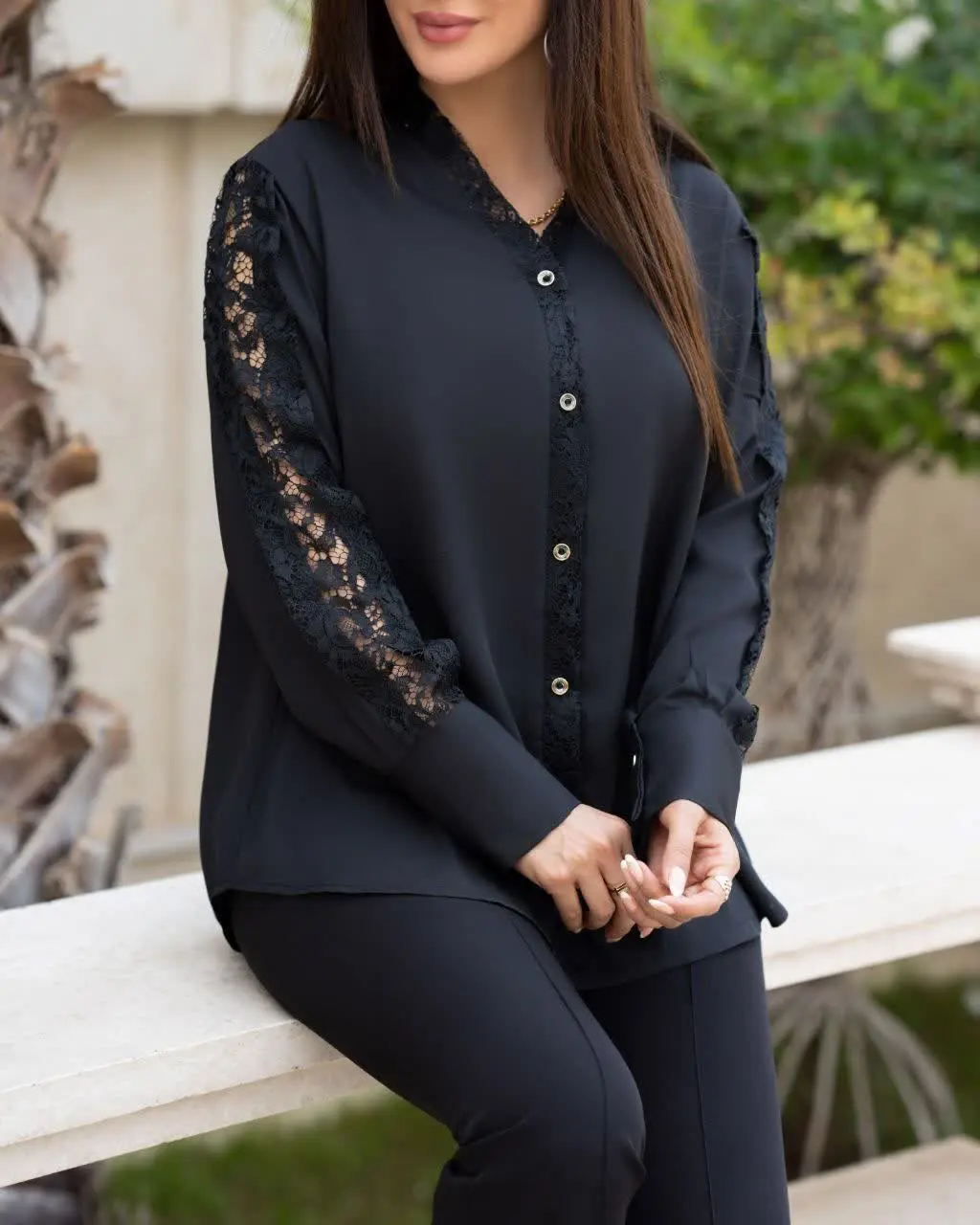 شومیز کرپ، ی کار شیک و متفاوت 
