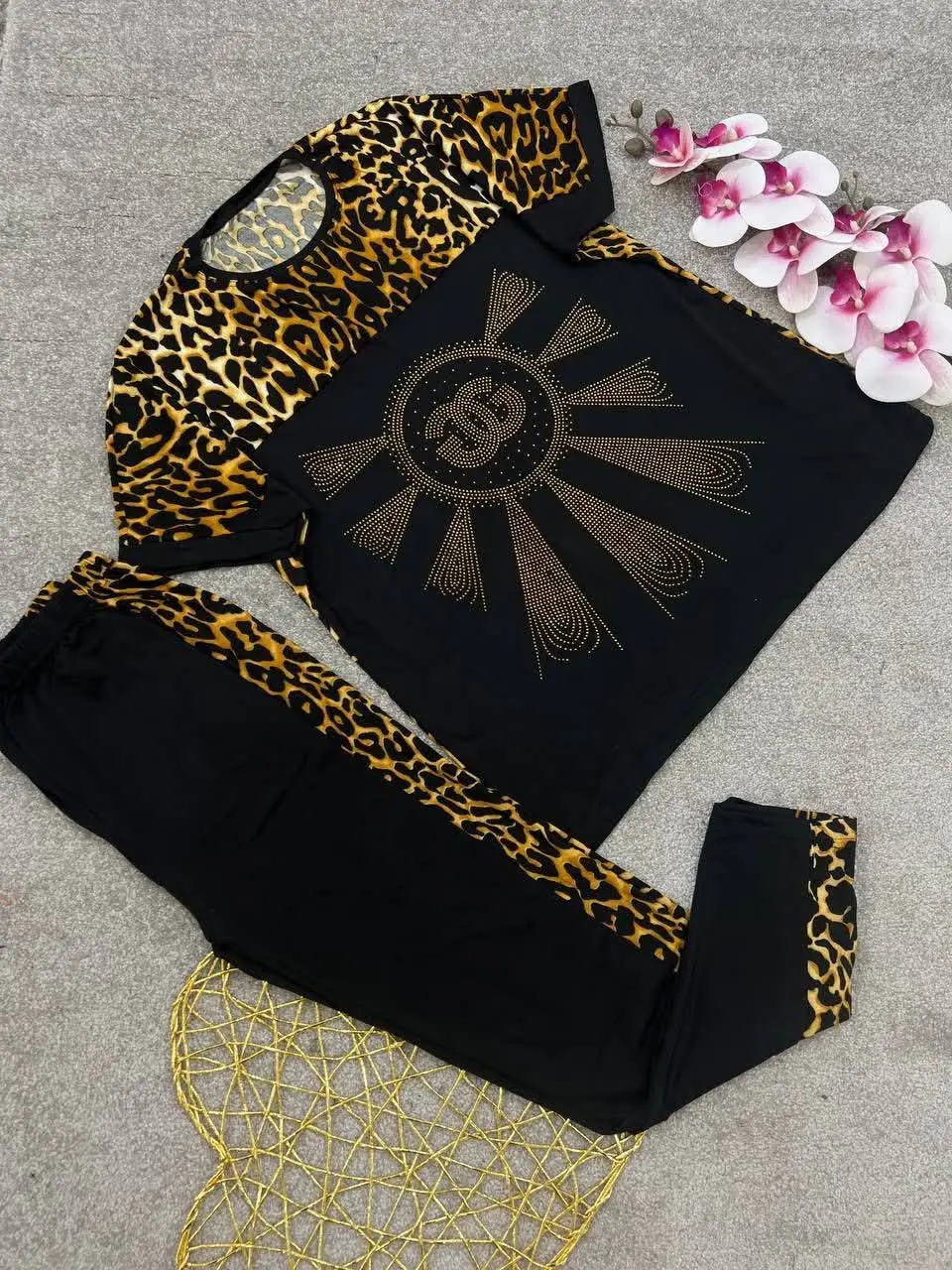 نام: ست تیشرت شلوار نگین
