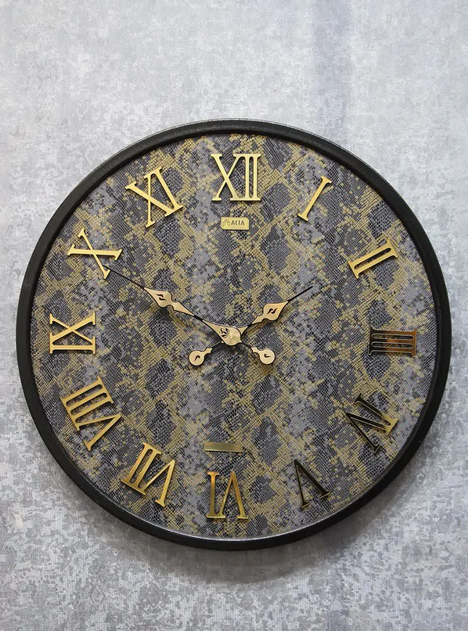 خب خب رسیدیم به رنگ پرفروش طوسی😁😍
