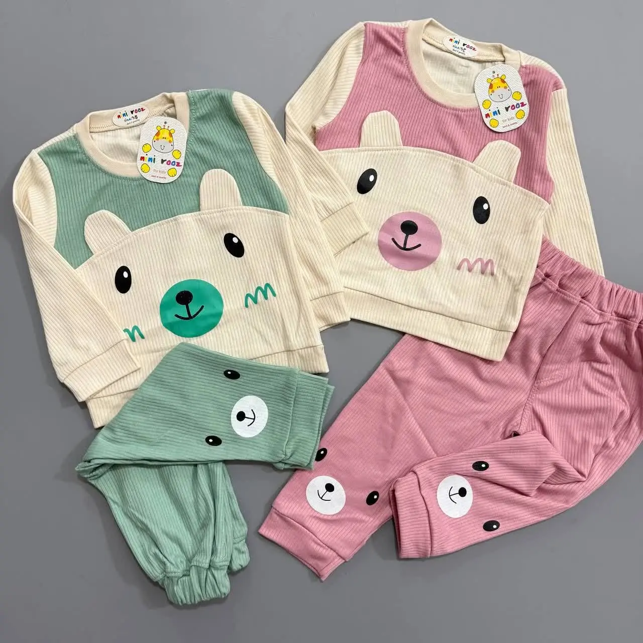 مگه داریم آنقدر زیبا وملوس☺️☺️
