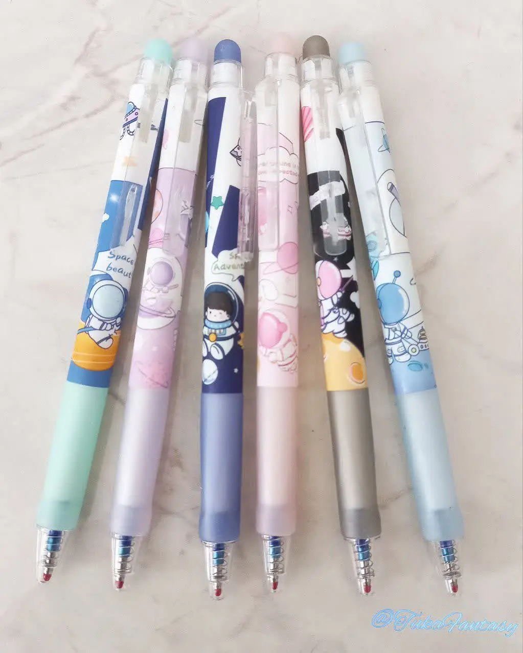 خودکار کلیکی پاک کندارفضانورد
