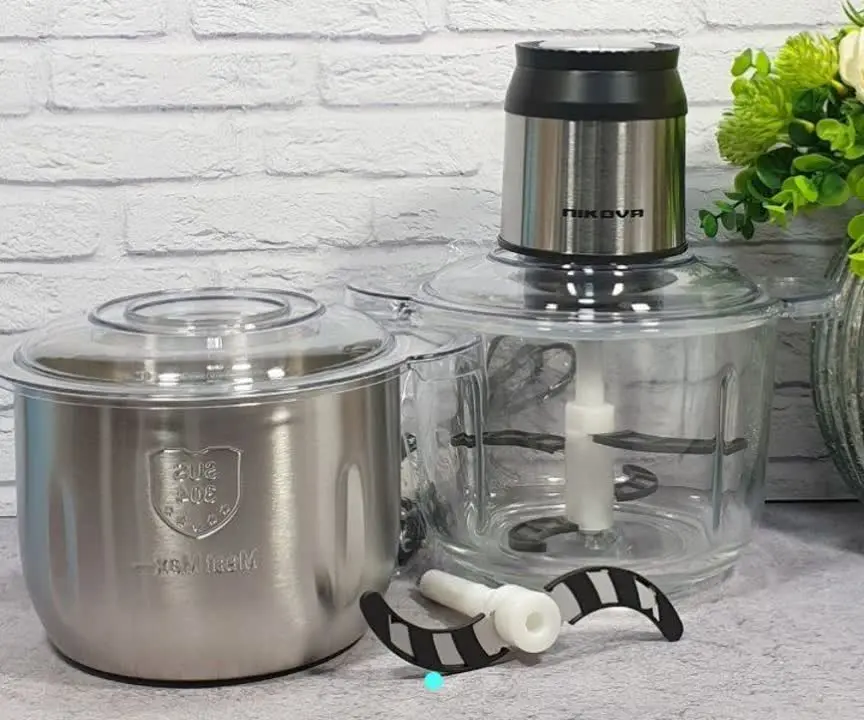 ✨ دارای دو کاسه پیرکس و استیل