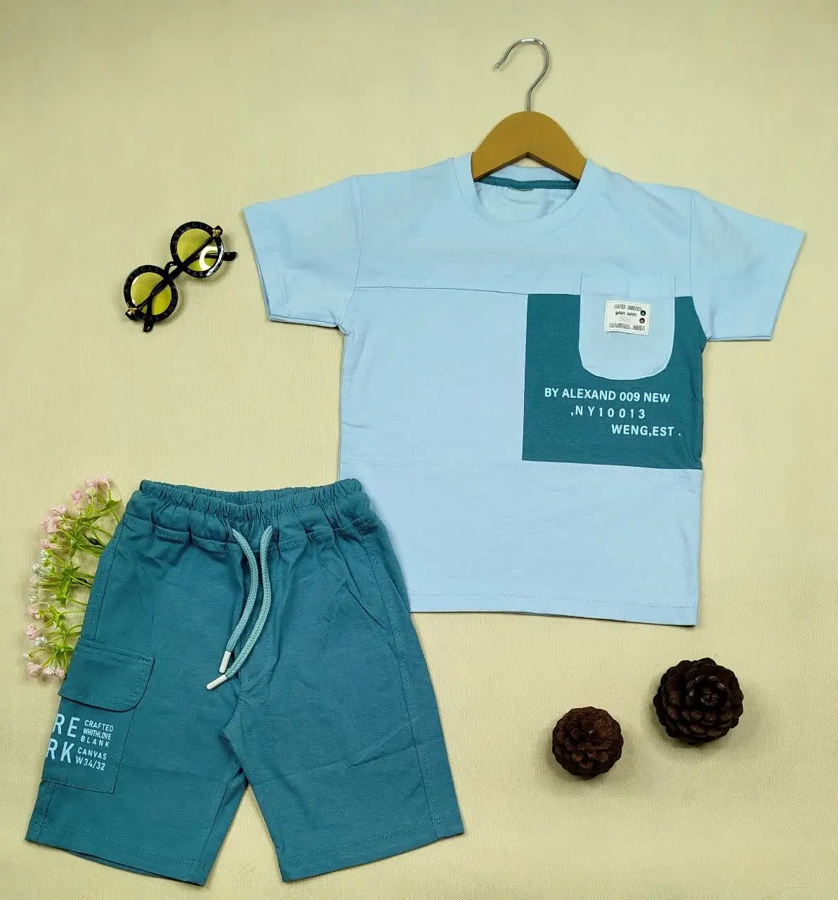 رنگبندی جذابش: کرم، آبی، سبز