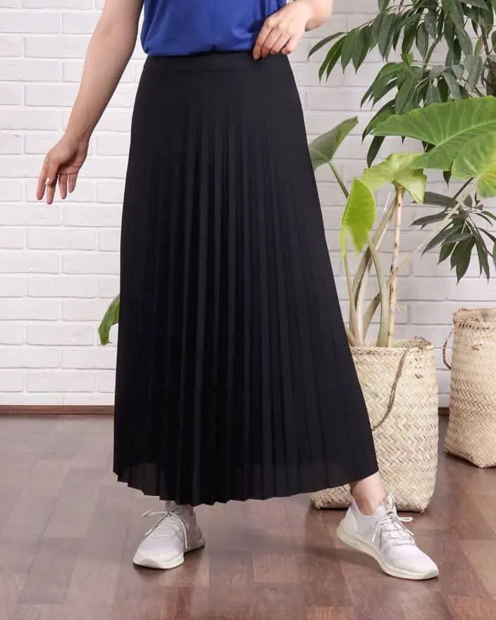 یه دامن راحت و خنک و مخصوص فصل که به راحتی پایه ثابت همه استایل هات میشه🤩🤩🤩❤️🔮
