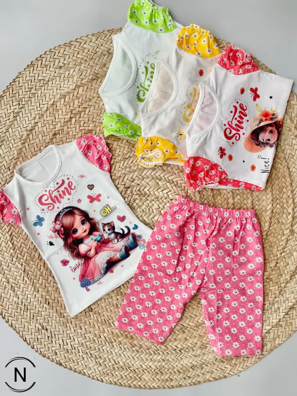 بلوزشورت‌دخترانه پنبه اسپان شیری
