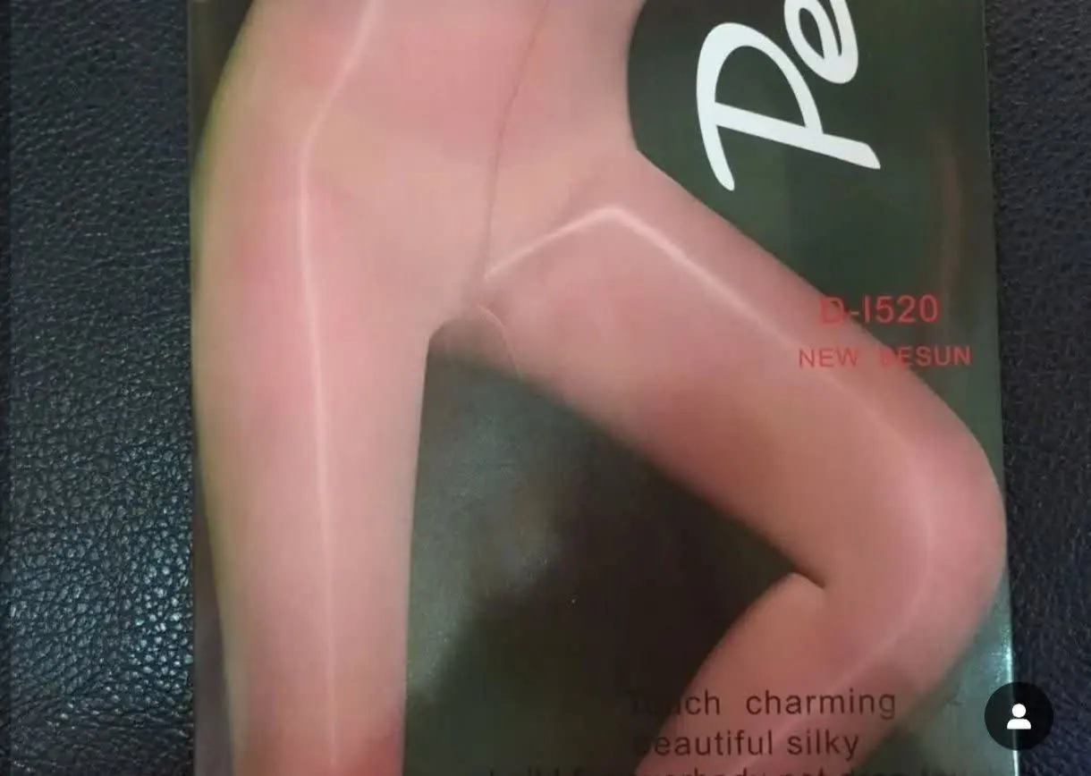 🎀رنگبندی مشکی و رنگ بدن کرم