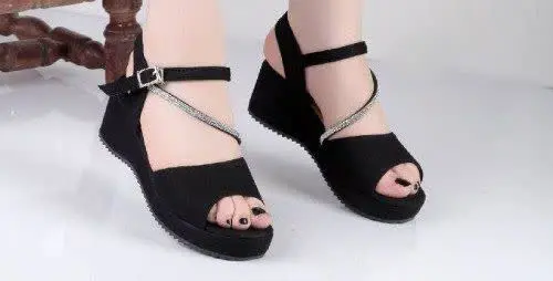 صندل تک نگین
