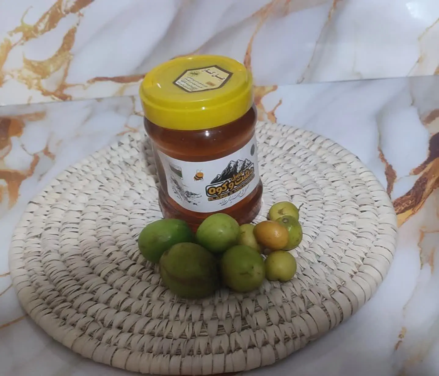 #عسل_کنار به عنوان یک عسل مقوی، پر است از مواد معدنی که می‌توانند مشکلاتی که باعث بروز کم خونی شده‌اند را برطرف کنه🩸
