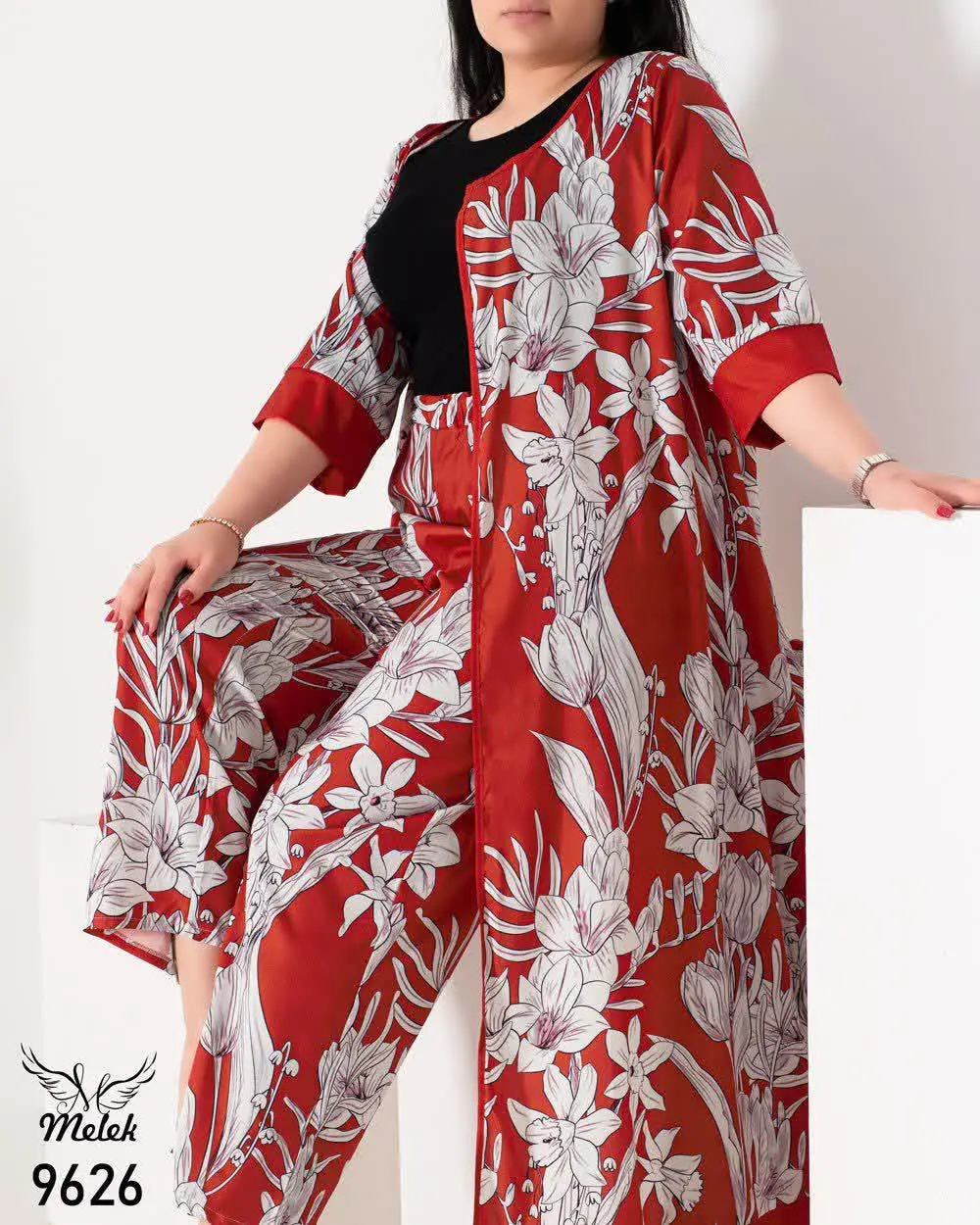 ست مانتو و شلوار اسپورت مجلسی
