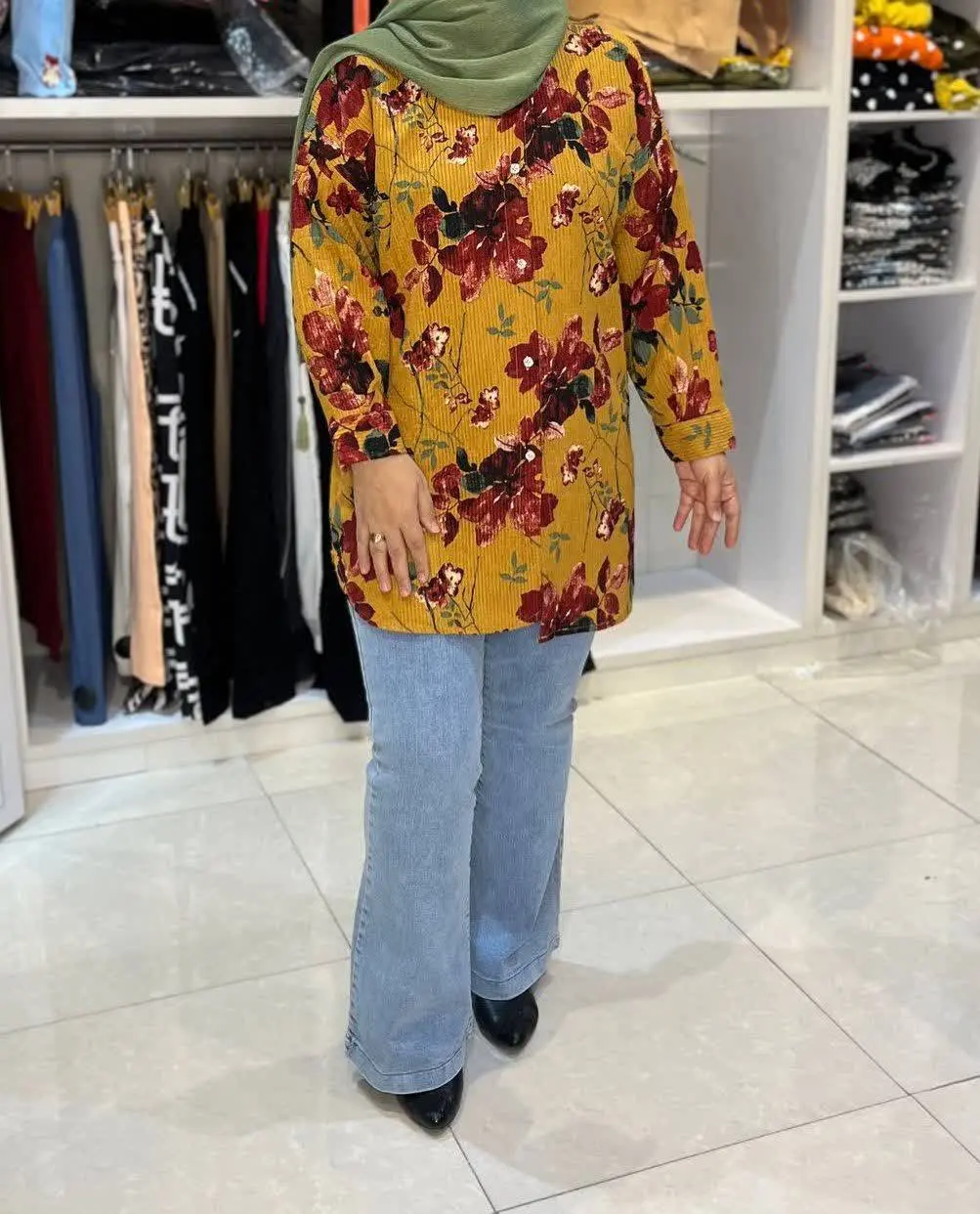 🖋نام: مانتو گلدار سپیده
