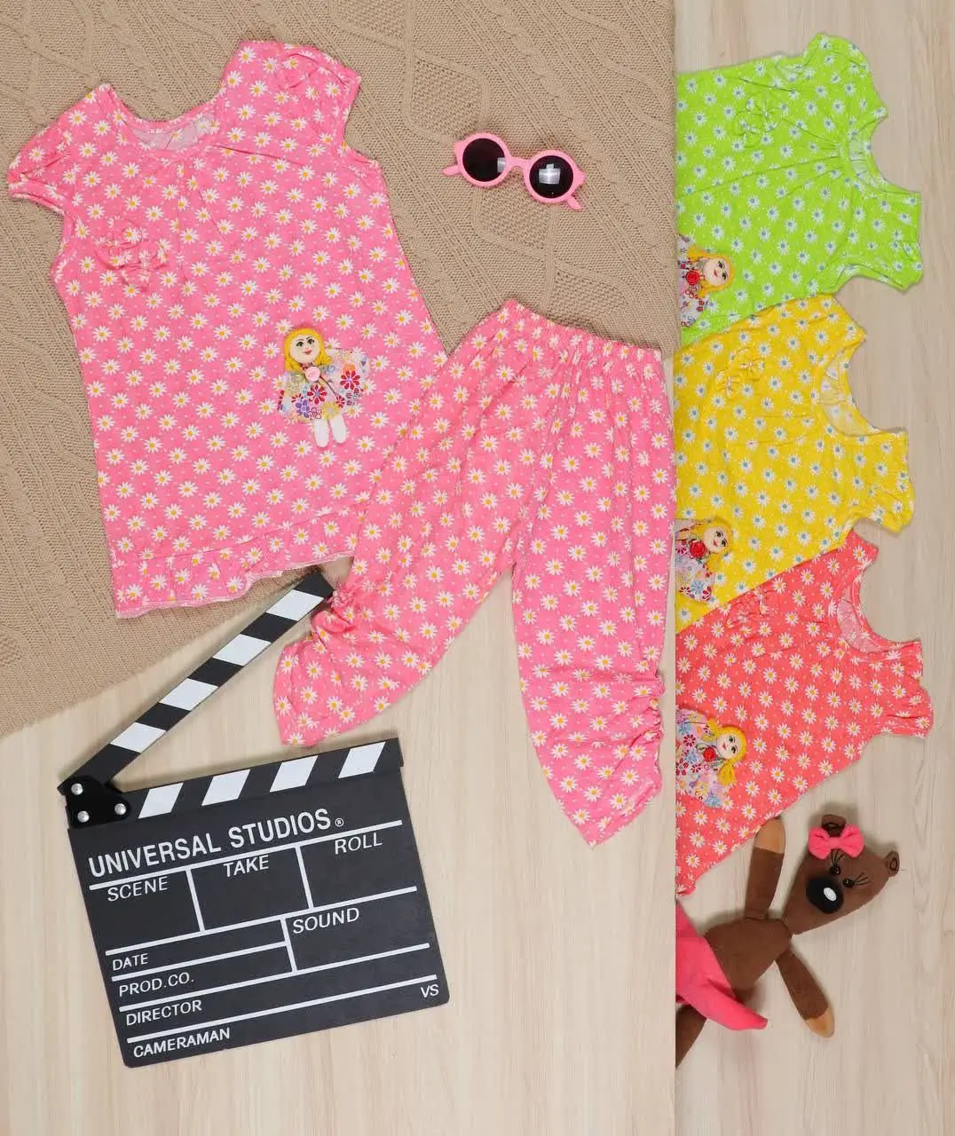 👫تاپ و شلوارک گل بابونه ۲پاپیون و عروسک👫
