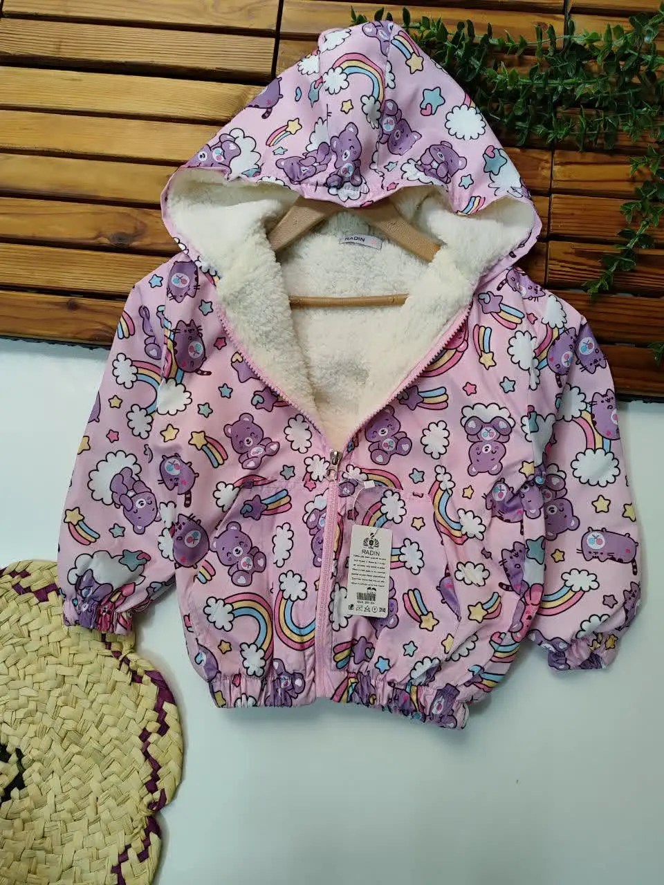 بازم سویشرت شارژ کردیم براتون با سه طرح زیبا ✌️✌️
