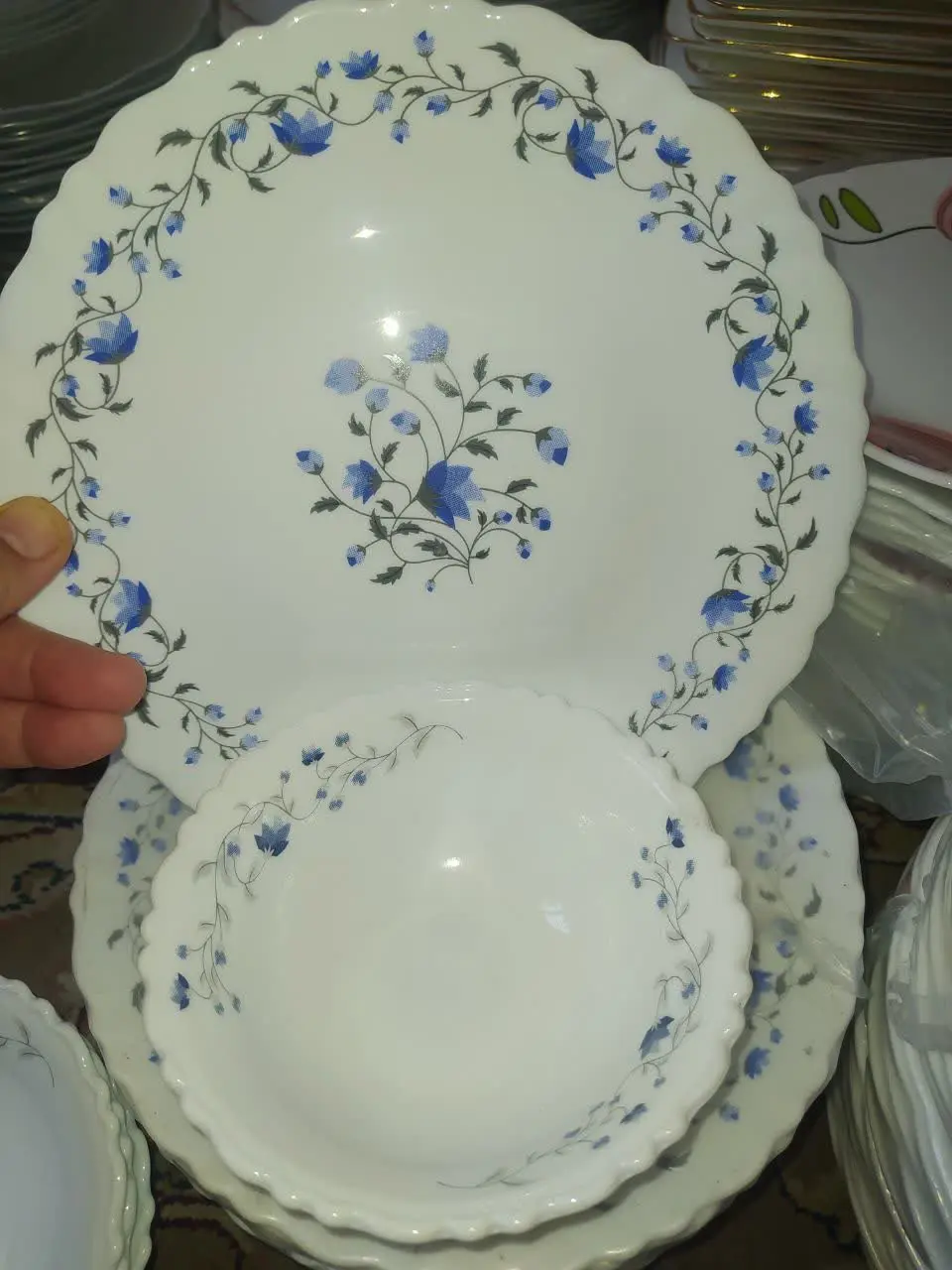 ۷ دست پیشدستی وپیاله آرکوپال 
