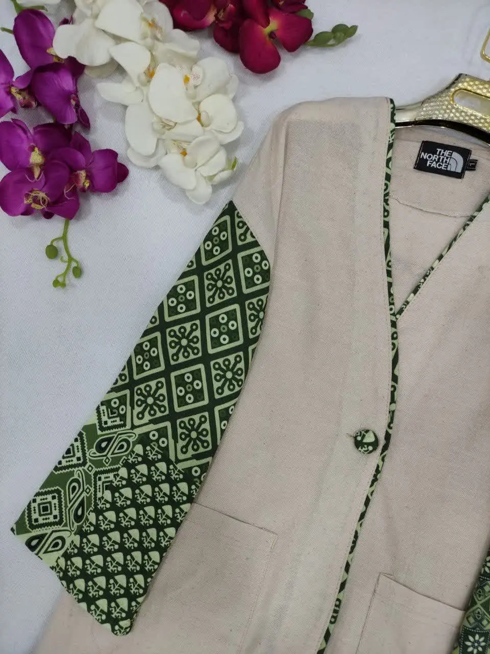 🍃نام: ست مانتو شلوار لورا 
