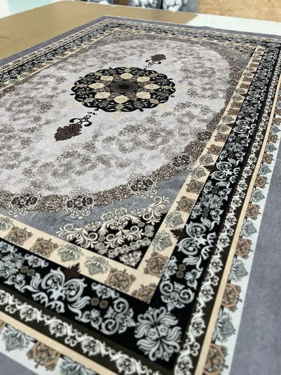 روفرشی کشدار C ۶۷۵
