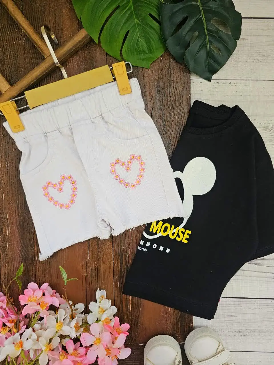 شلوارک تک، گل صورتی 
