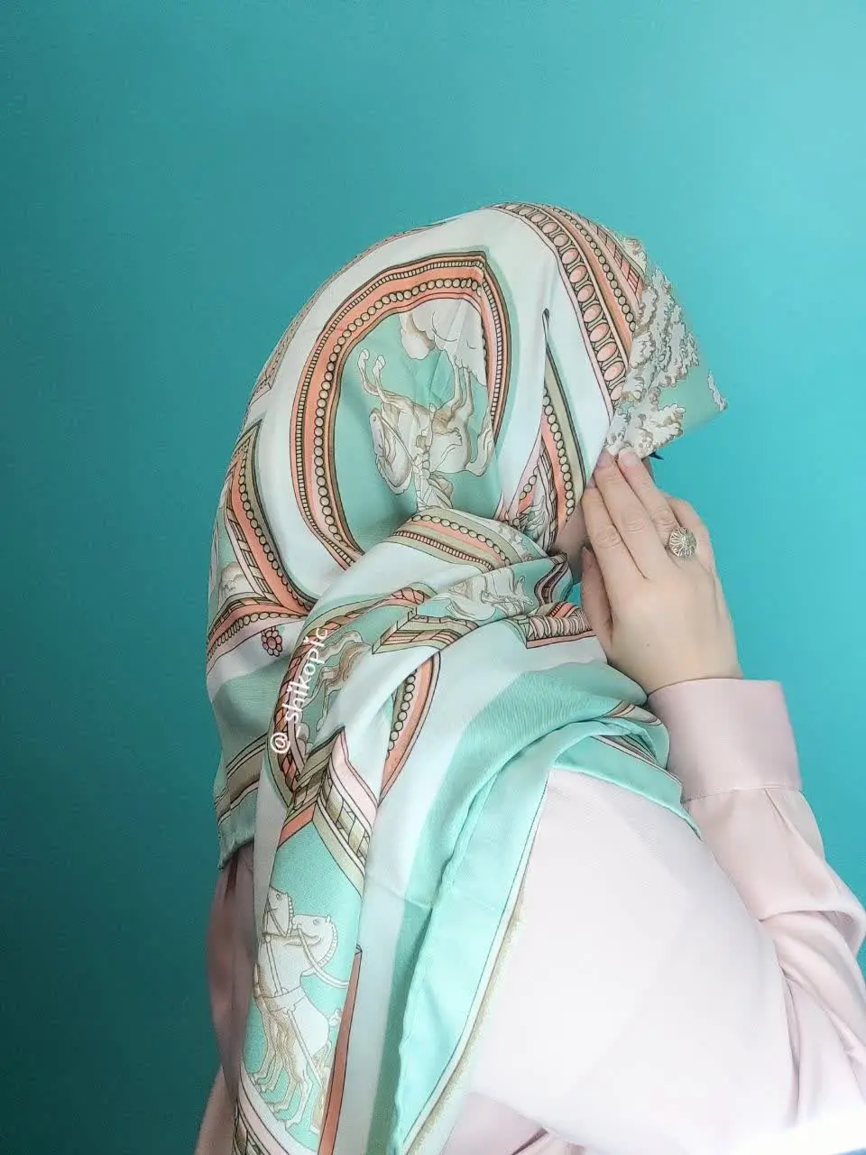 ابریشم تویل هرمس 
