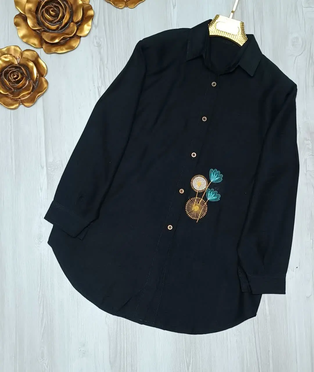 🛍️نام: شومیز مانتویی مدل نیلفام🌱✨
