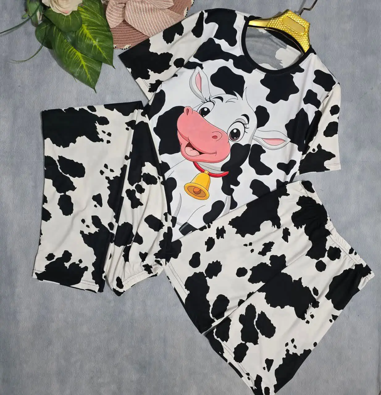 👚نام: سه تیکه عروسکی گاوی
