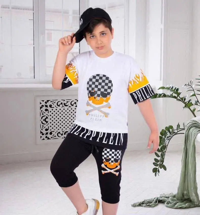 #تیشرت_شلوارک_اسکلت
