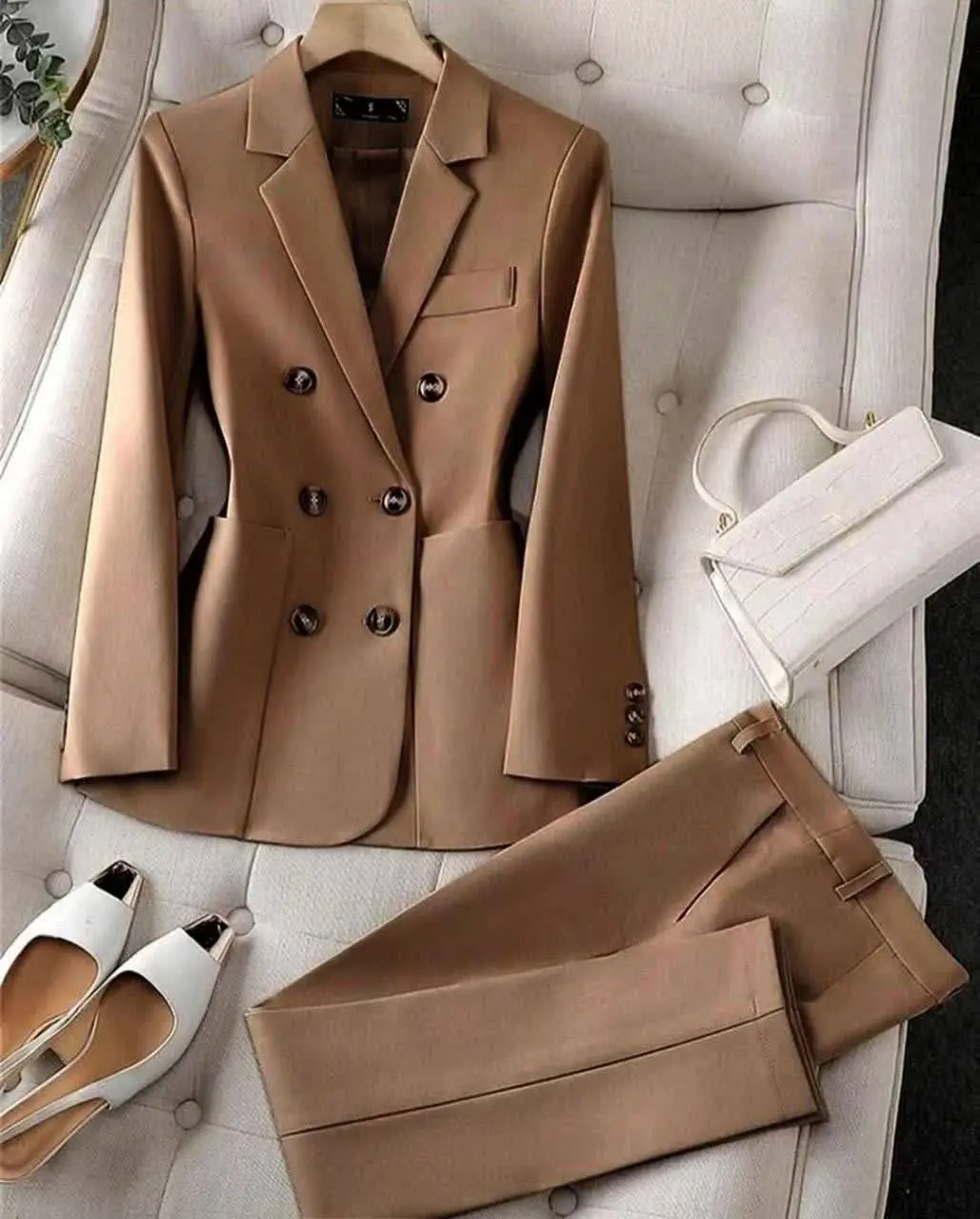 👚نام: کت شلوار شش دکمه
