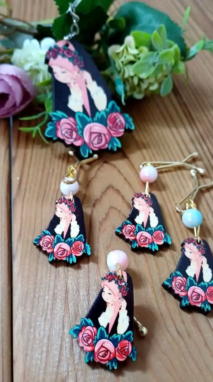 ای جان، اینم گیره روسریش🥰
