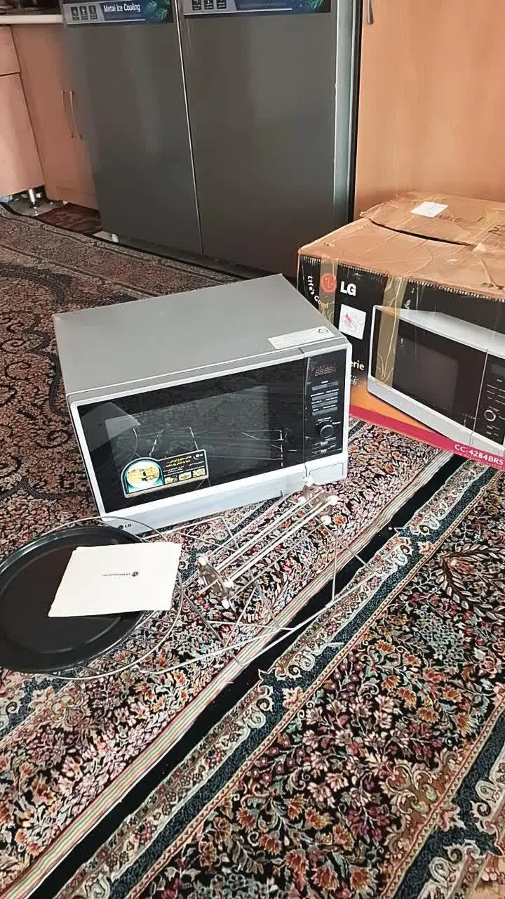 مایکروفر سولاردوم الجی ۴۲ ل...