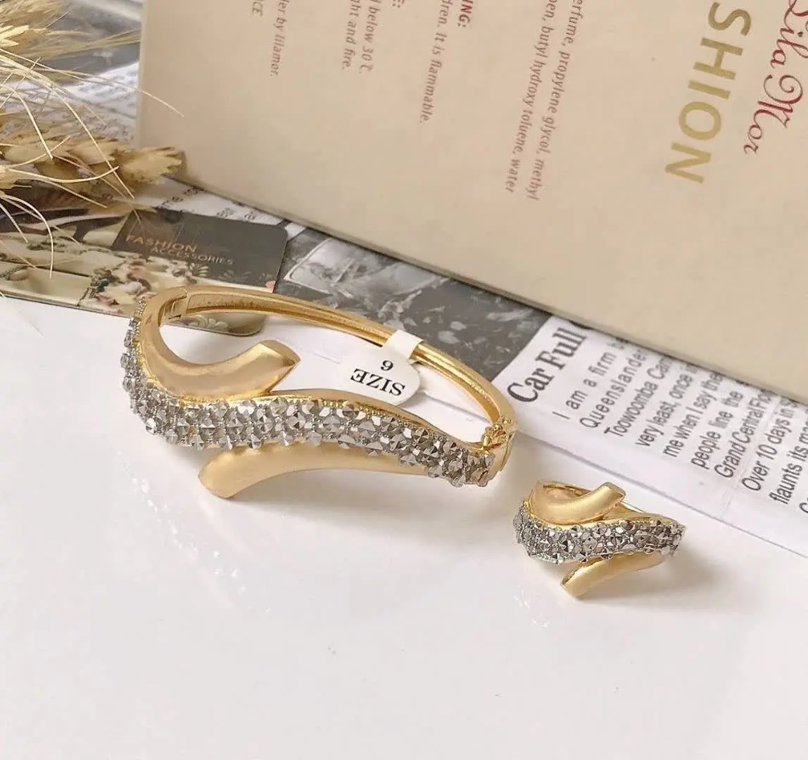 😍ست بینظیر کاملا مشابه طلا و کپی شده از ویترین ysx
