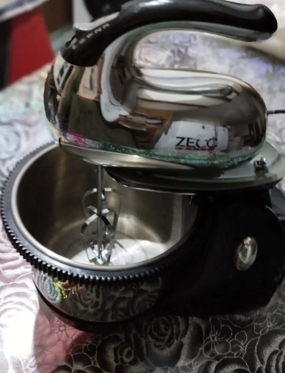 همزن کاسه دار zeco