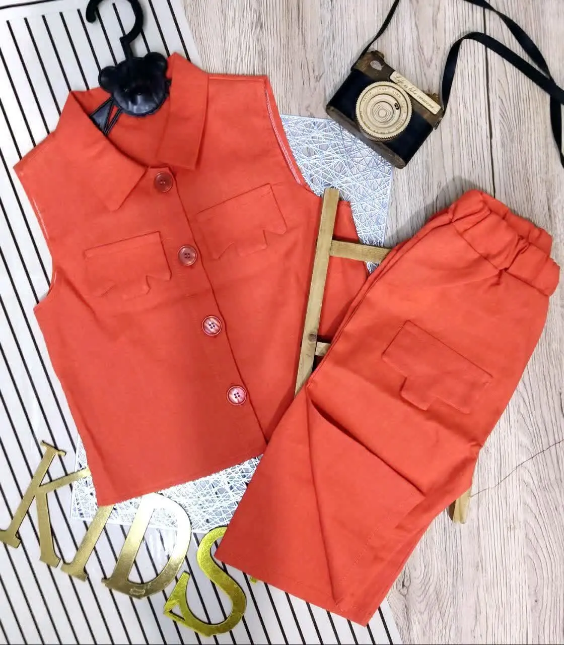 جلیقه و شلوارک دخترانه آیریک
