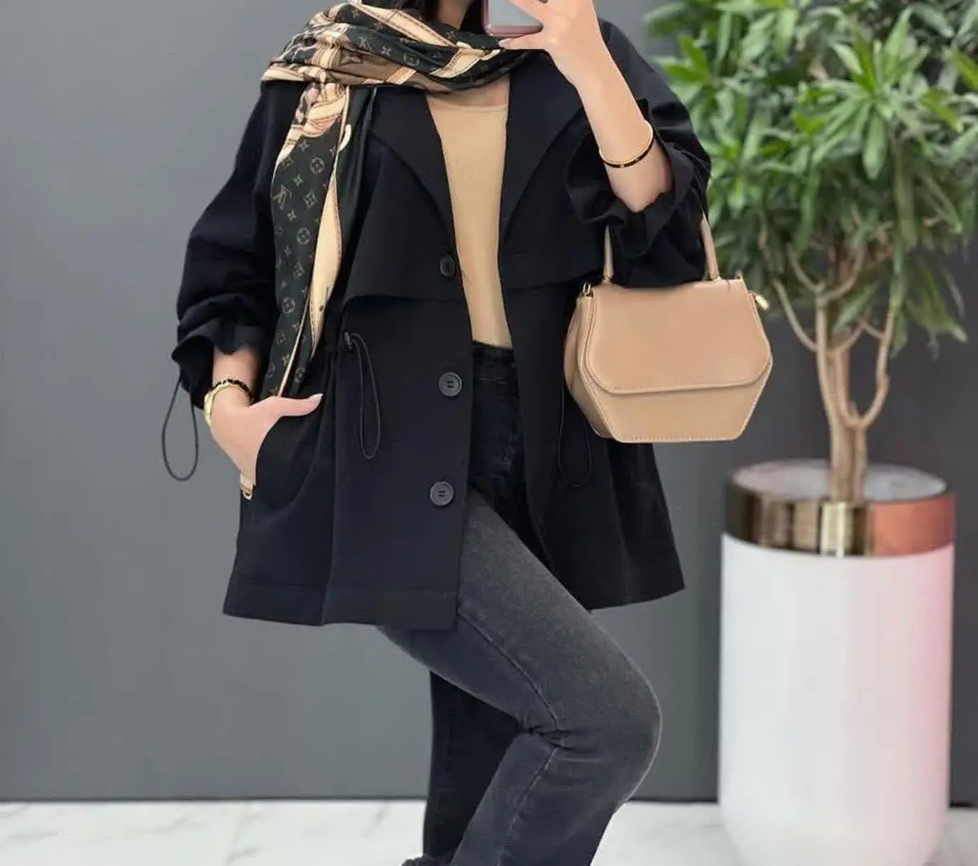 👚 نام: مانتو سه دکمه ✔️
