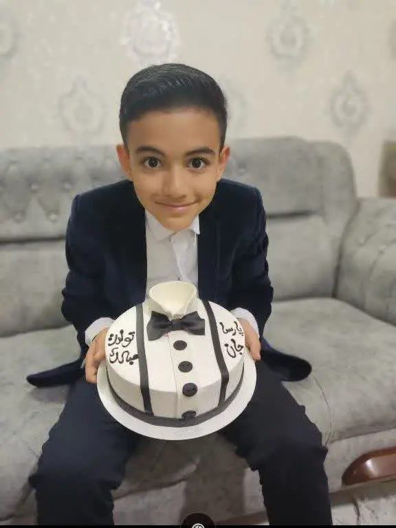 نام شرکت کننده: پارسا خوینی
