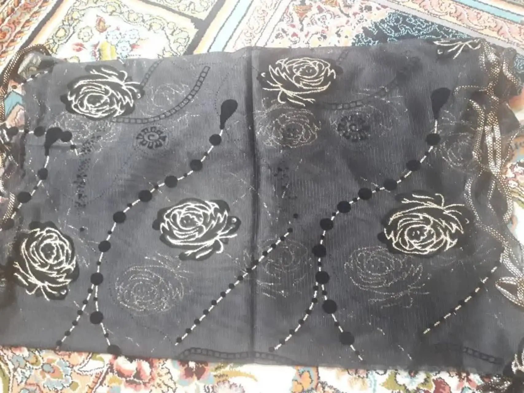 شال مجلسی طرح دار