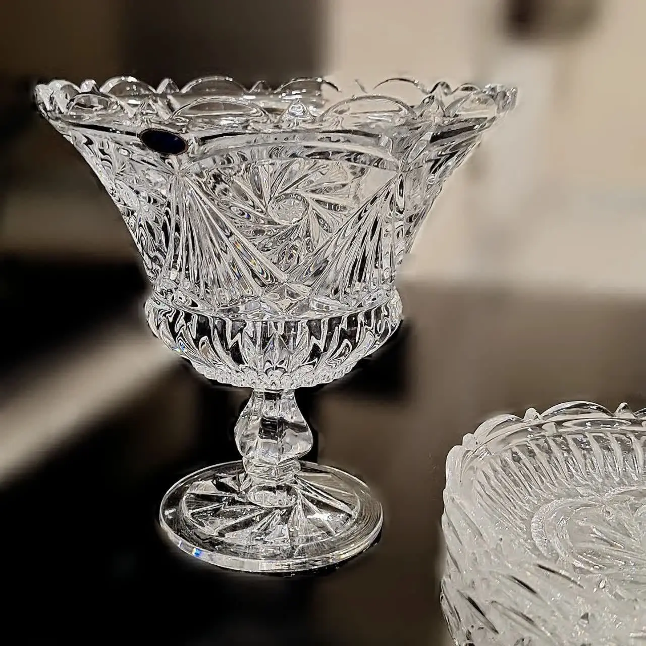 آجیل خوری میوه خوری خورشیدی